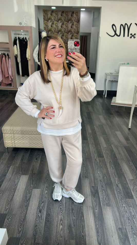 Tuta con finta maglietta 0171