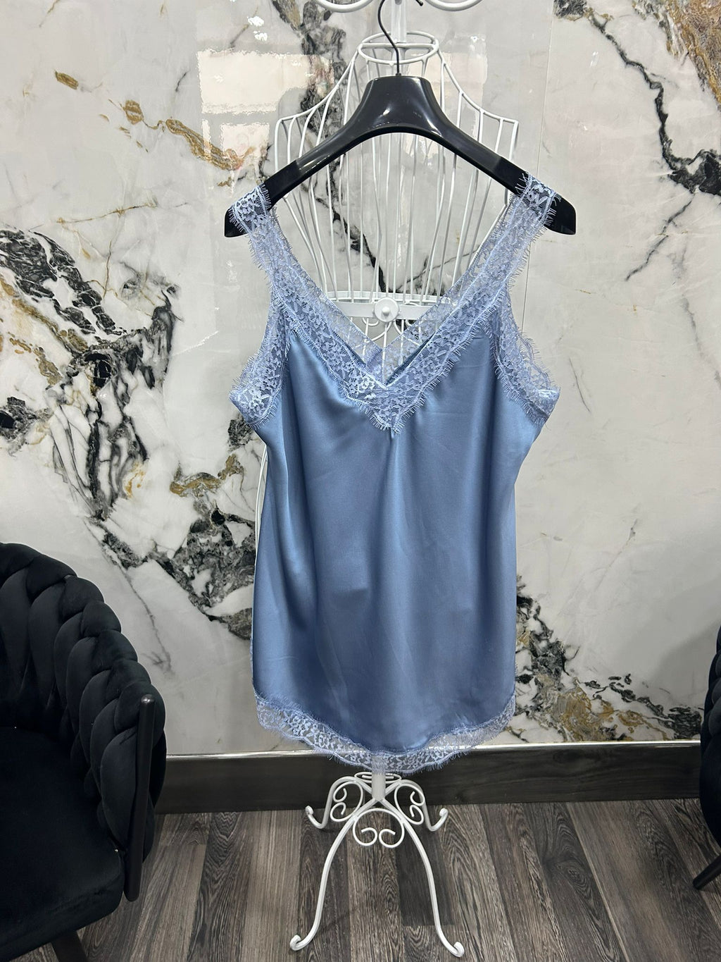 Top raso e pizzo 307